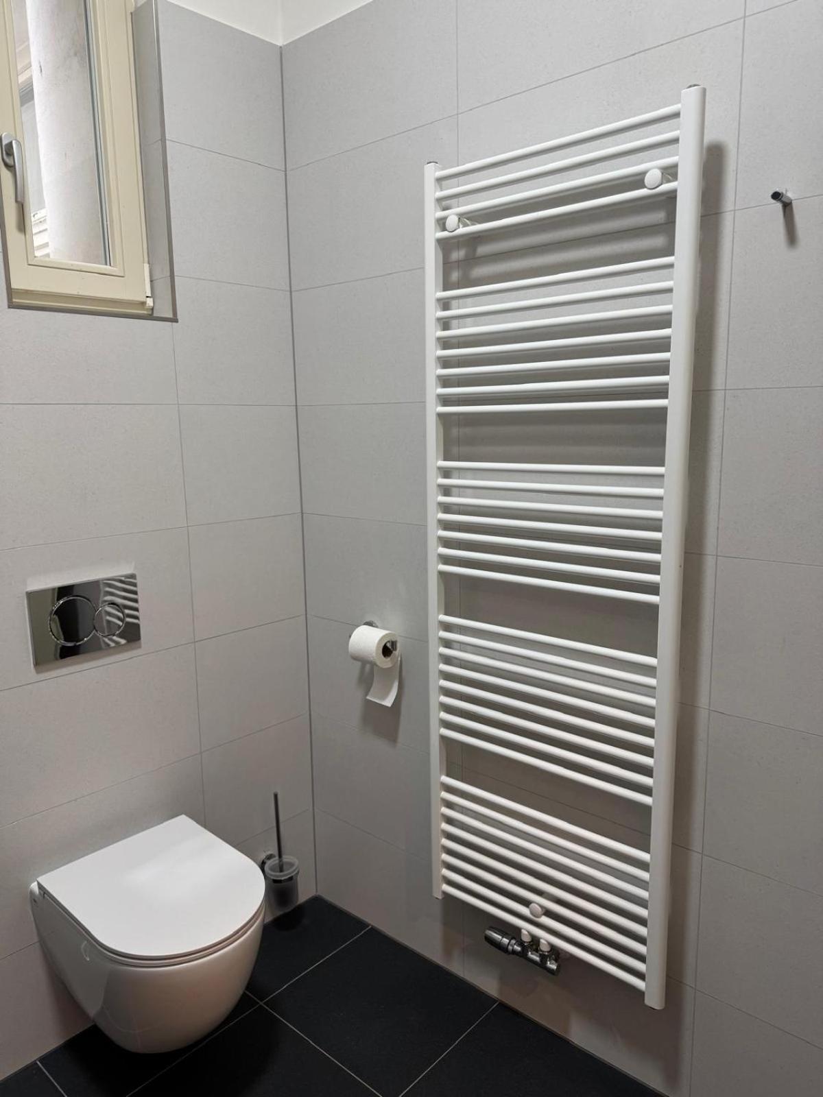 Pearl Bee Deluxe Suites Plzen Bagian luar foto