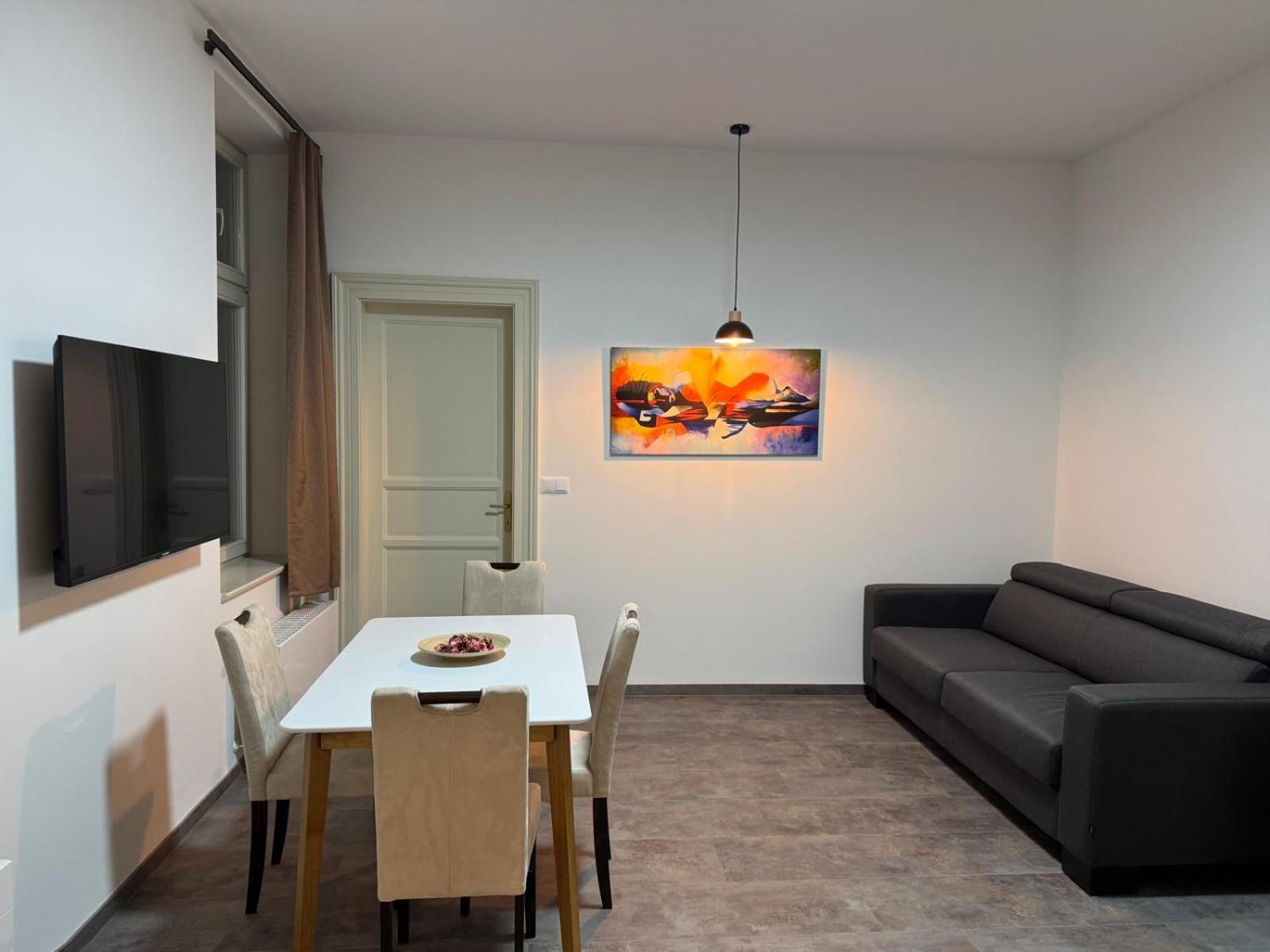 Pearl Bee Deluxe Suites Plzen Bagian luar foto